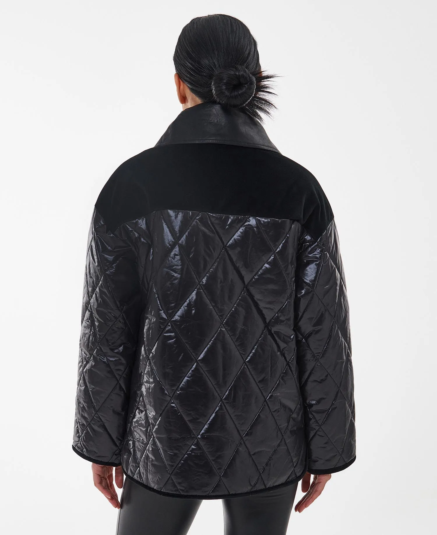 Barbour Premium Woodhall Quilted Jacket Classic Black/Classic