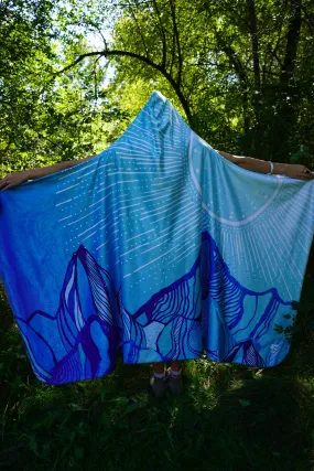 Mountain Mood Hooded Blanket
