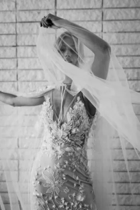 Sample - Carla cape
